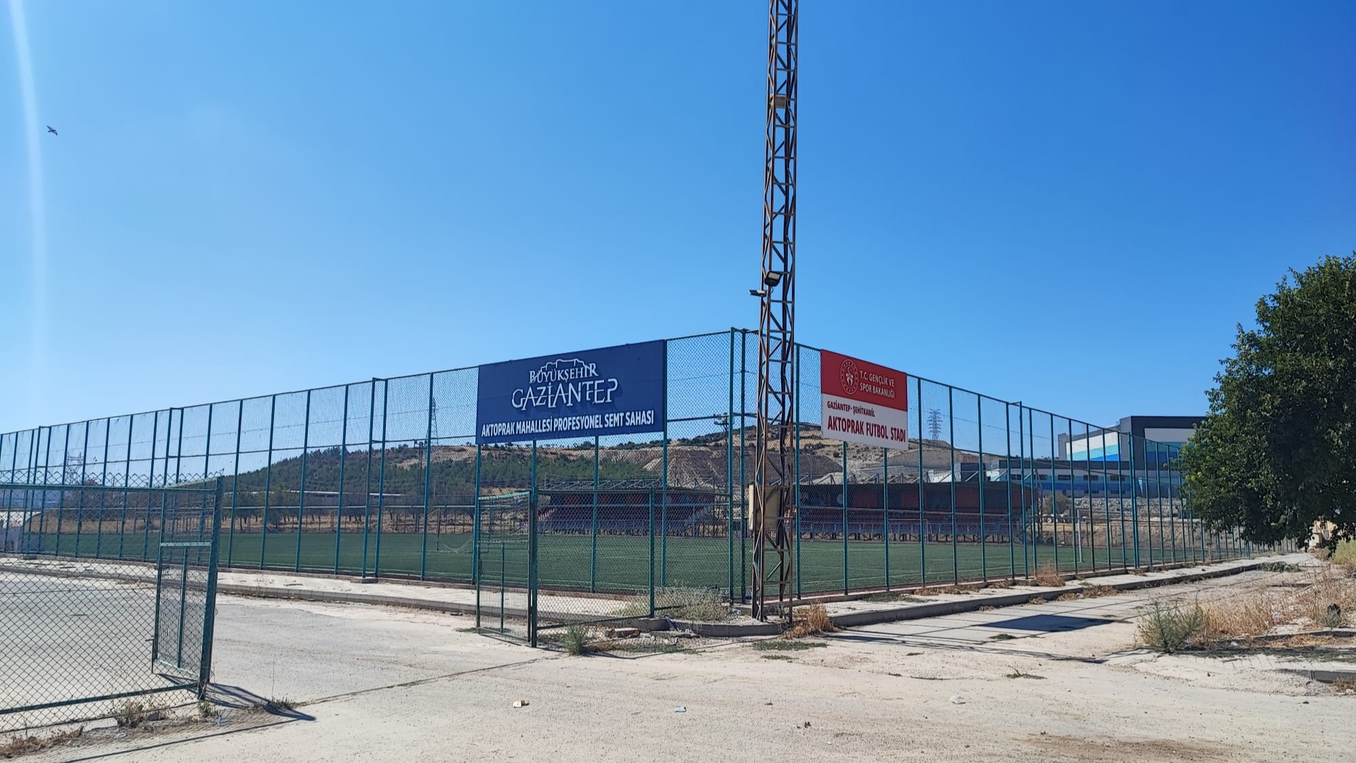 Aktoprak Futbol Sahası