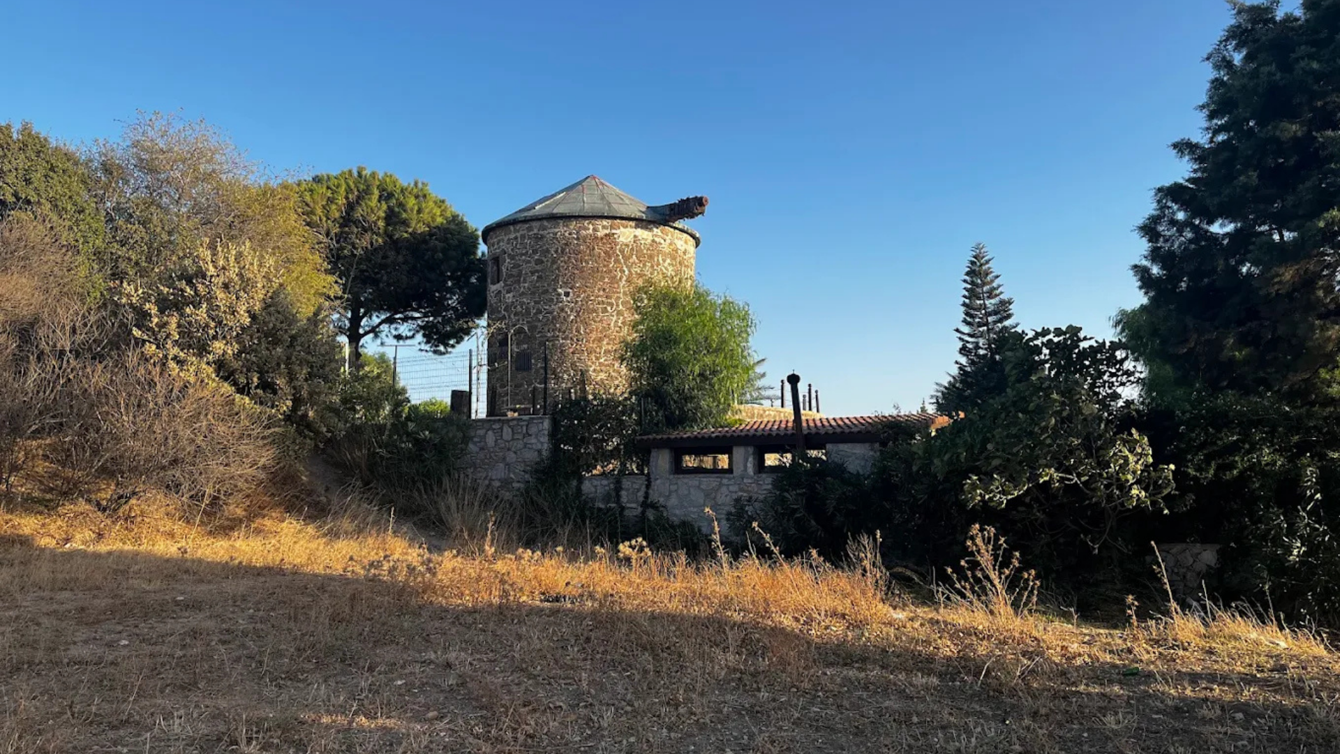 Kızlan Yel Değirmenleri