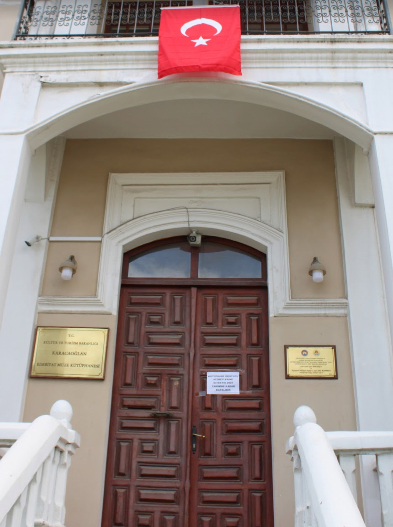 Adana Karacaoğlan Edebiyat Müze Kütüphanesi