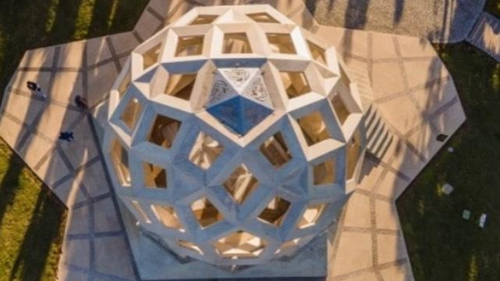 15 Temmuz Şehitler Anıtı VE Hafıza 15 Temmuz Müzesi