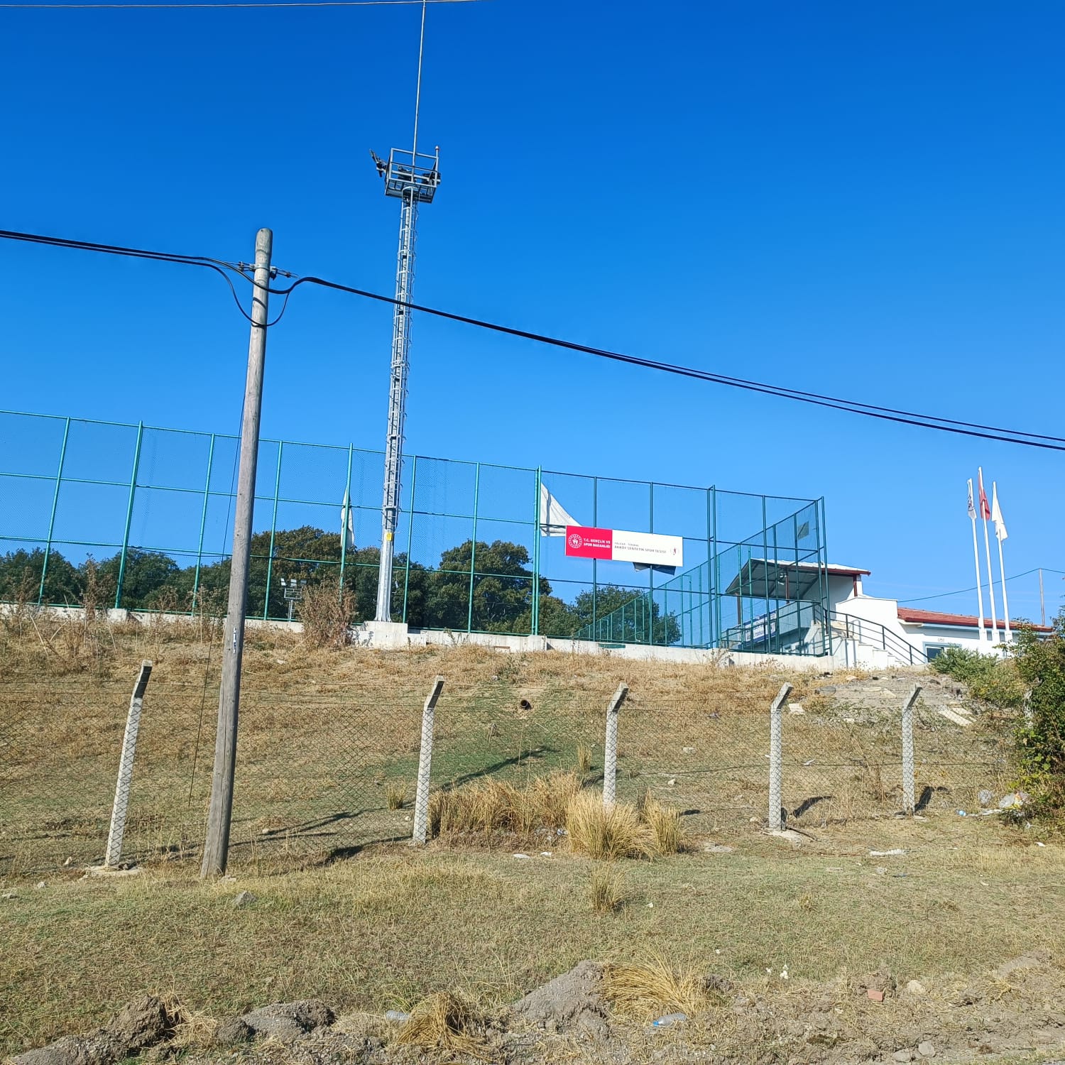 Akköy Futbol Sahası