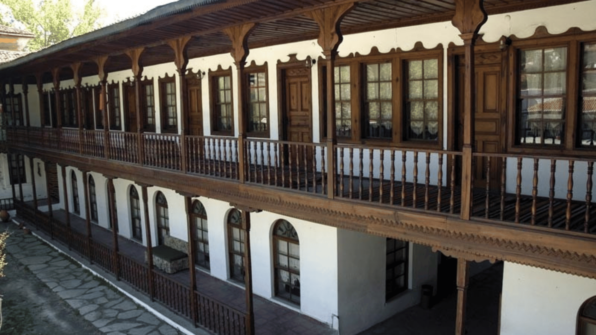 Konakaltı İskender Alper Kültür Merkezi