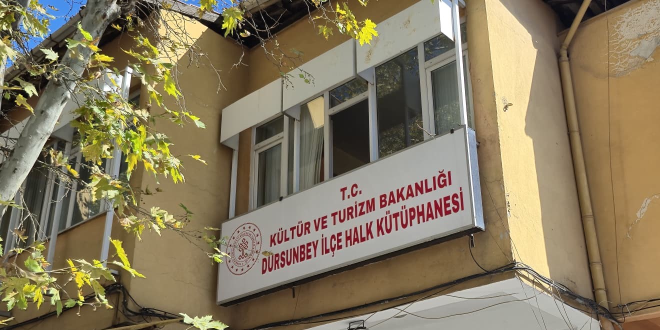 Dursunbey İlçe Halk Kütüphanesi