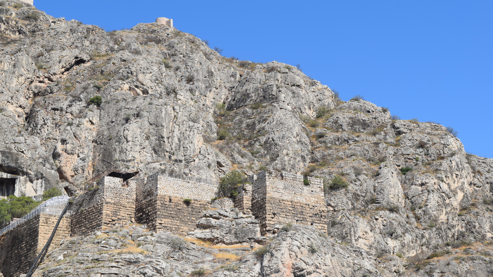 Kral Kaya Mezarları