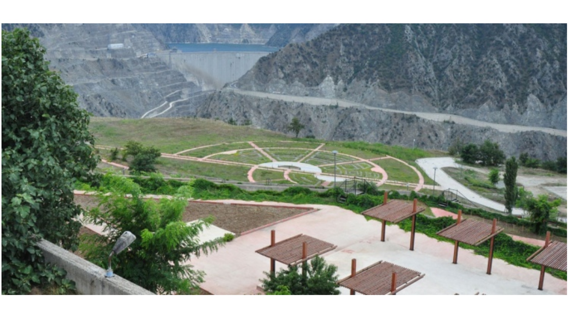 AÇÜ Botanik Bahçesi Uygulama ve Araştırma Merkezi