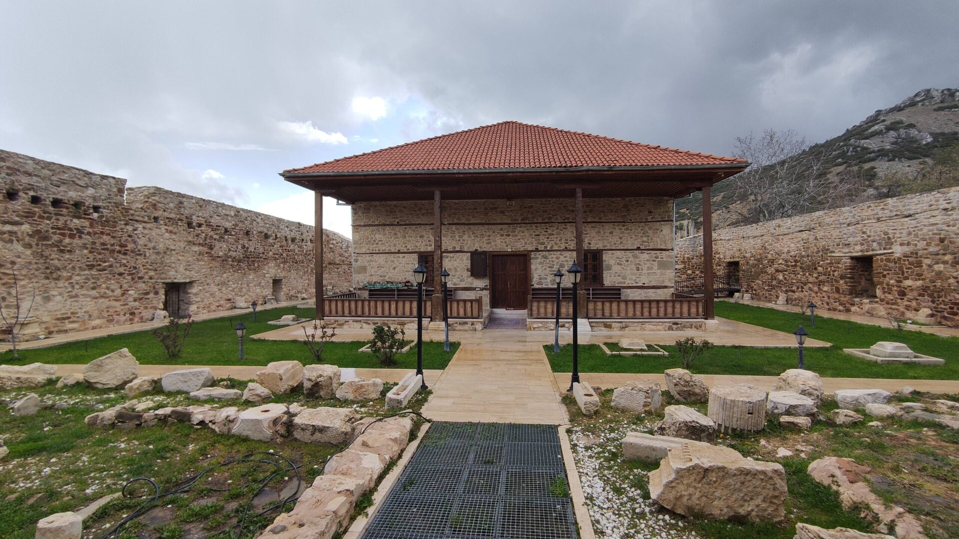 Korkuteli Alaaddin Camii