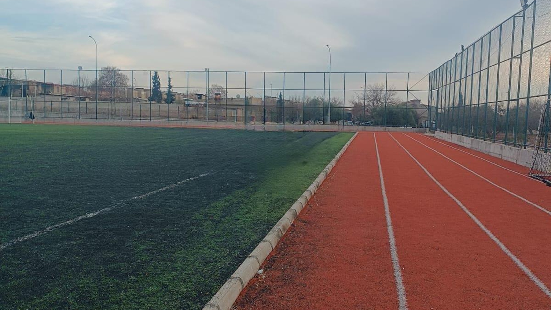 Oğuzeli Spor Salonu