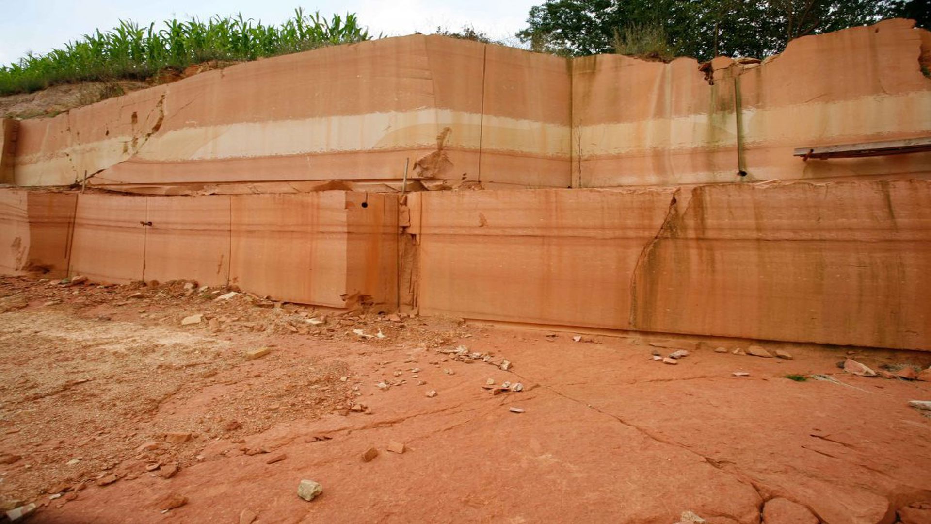 Üntaş Ünye Taşı Çıkarma ve İşletmesi