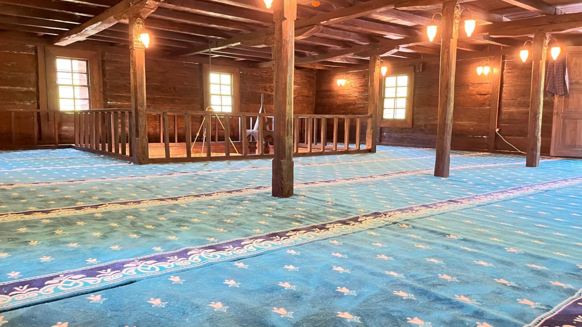 Beylerli Çivisiz Cami