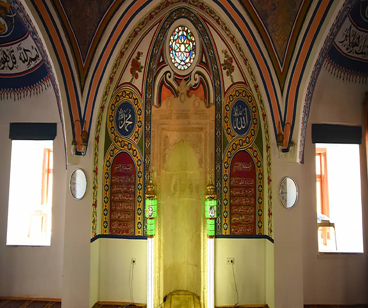 Üçpınar Kurşunlu Cami