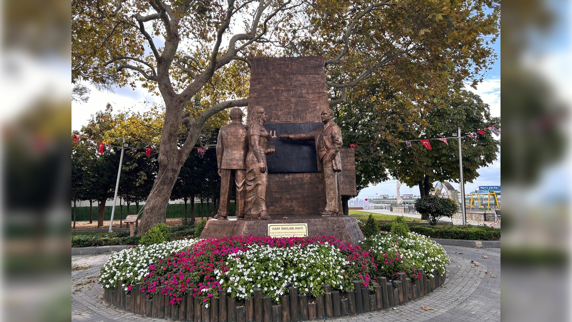 Süleymanpaşa 50. Yıl Harf İnkılabı Anıtı