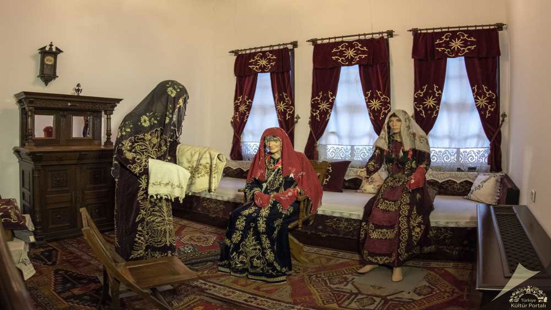 Hazeranlar Konağı Etnografya Müzesi