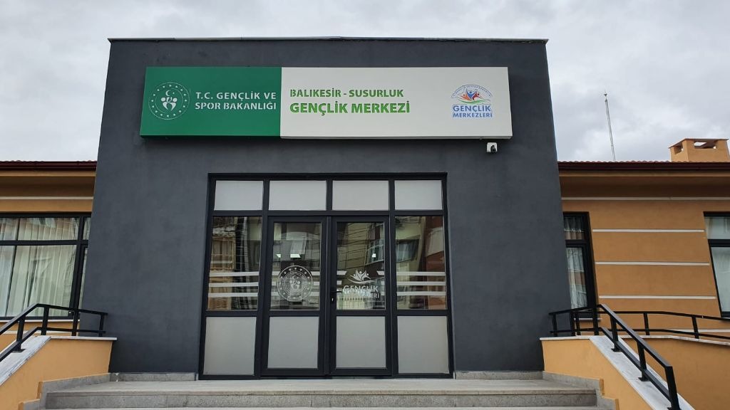 Susurluk Gençlik Merkezi