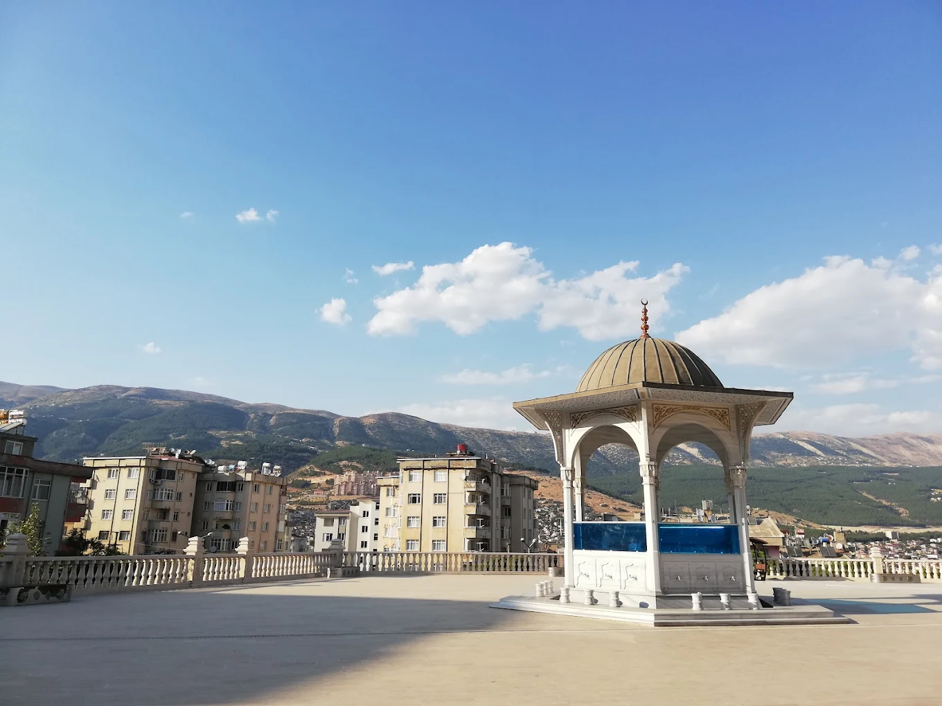 Abdülhamit Han Camii