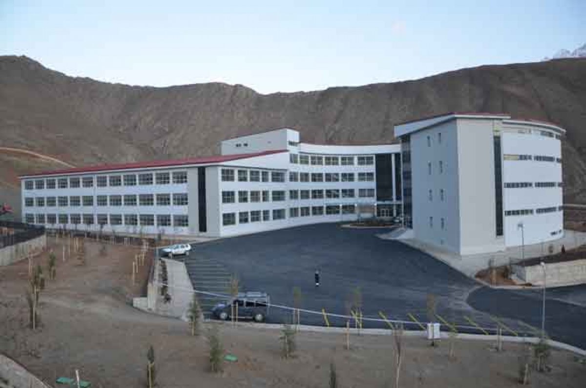 Hakkâri Üniversitesi