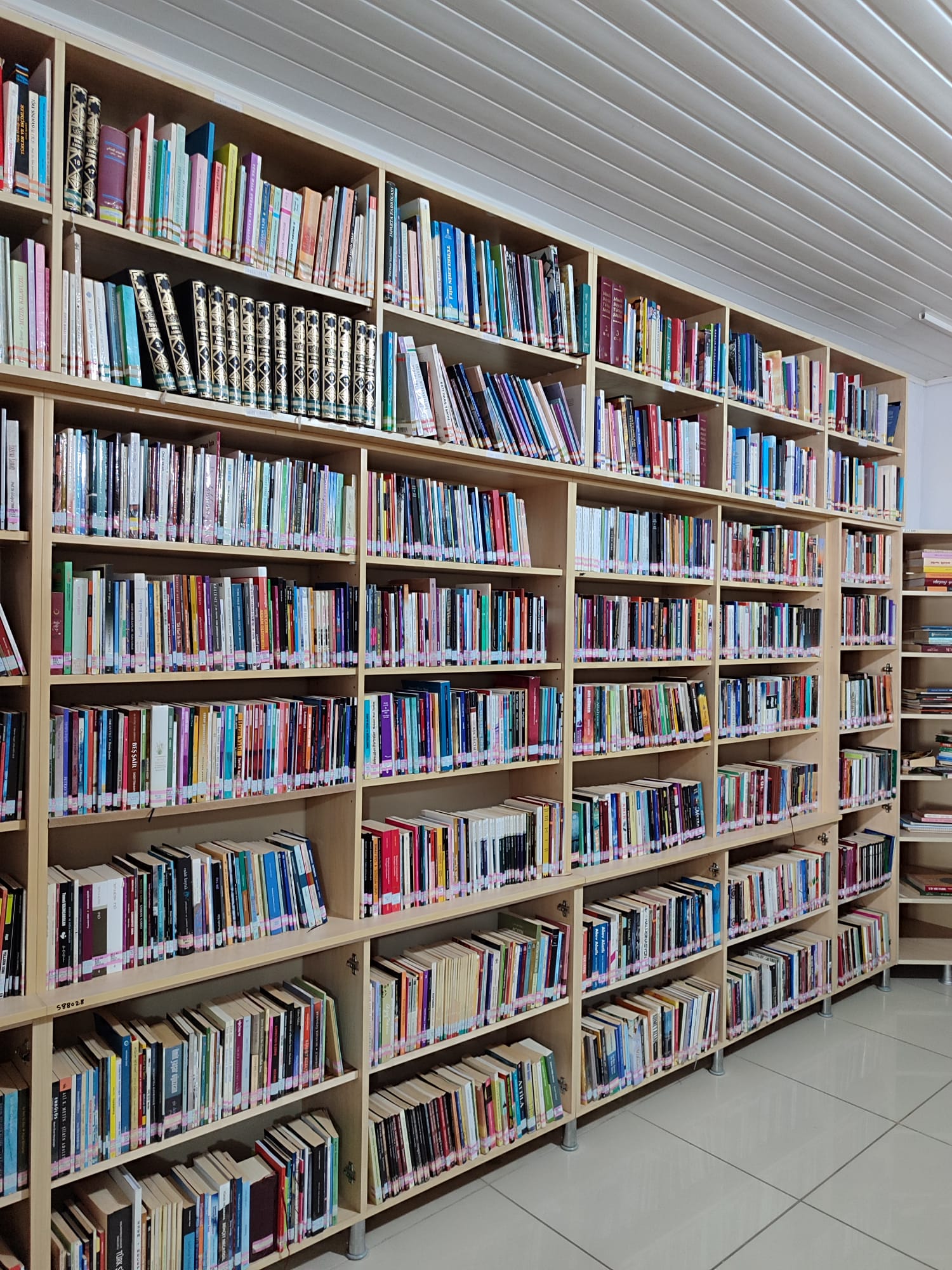 Anamur Halk Kütüphanesi