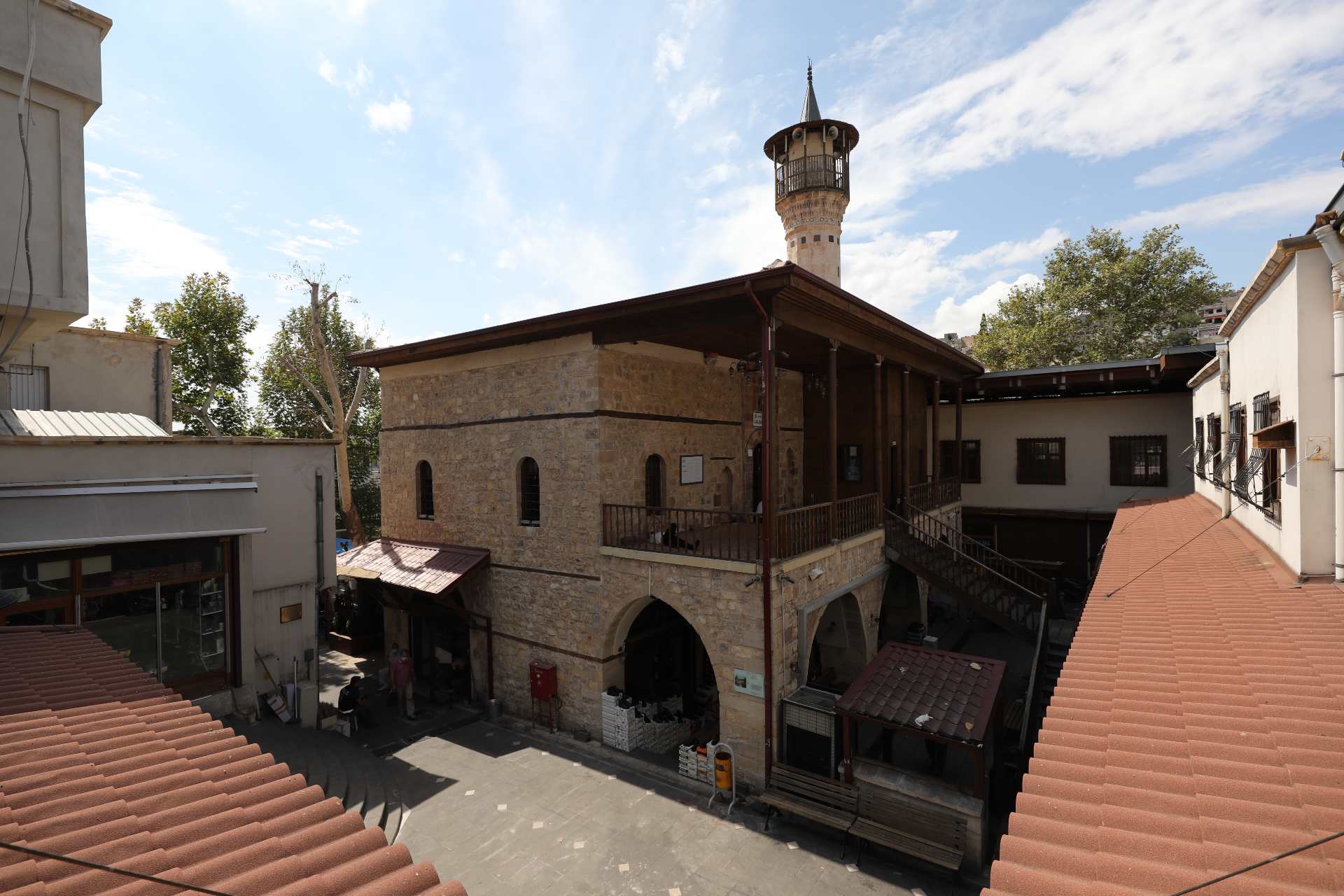 Saraçhane Çarşısı - Sultan Çarşısı (Sûk-I Sultanî)