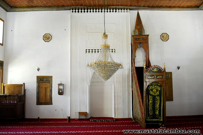 Ağaç Ayak Camii