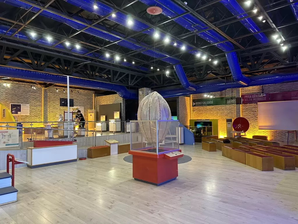 Feza Gürsey Bilim Merkezi