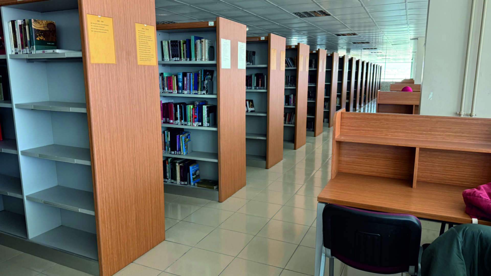 Niğde Ömer Halisdemir Üniversitesi Sabiha Şahenk Merkez Kütüphanesi