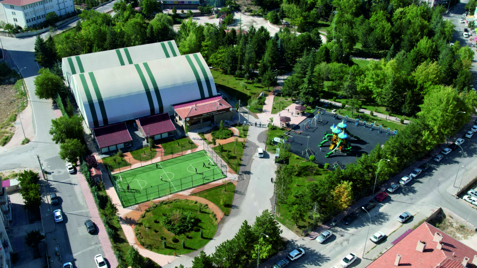 Kızılelma Kop Çocuk Kütüphanesi + Bilgi Evi Kütüphanesi