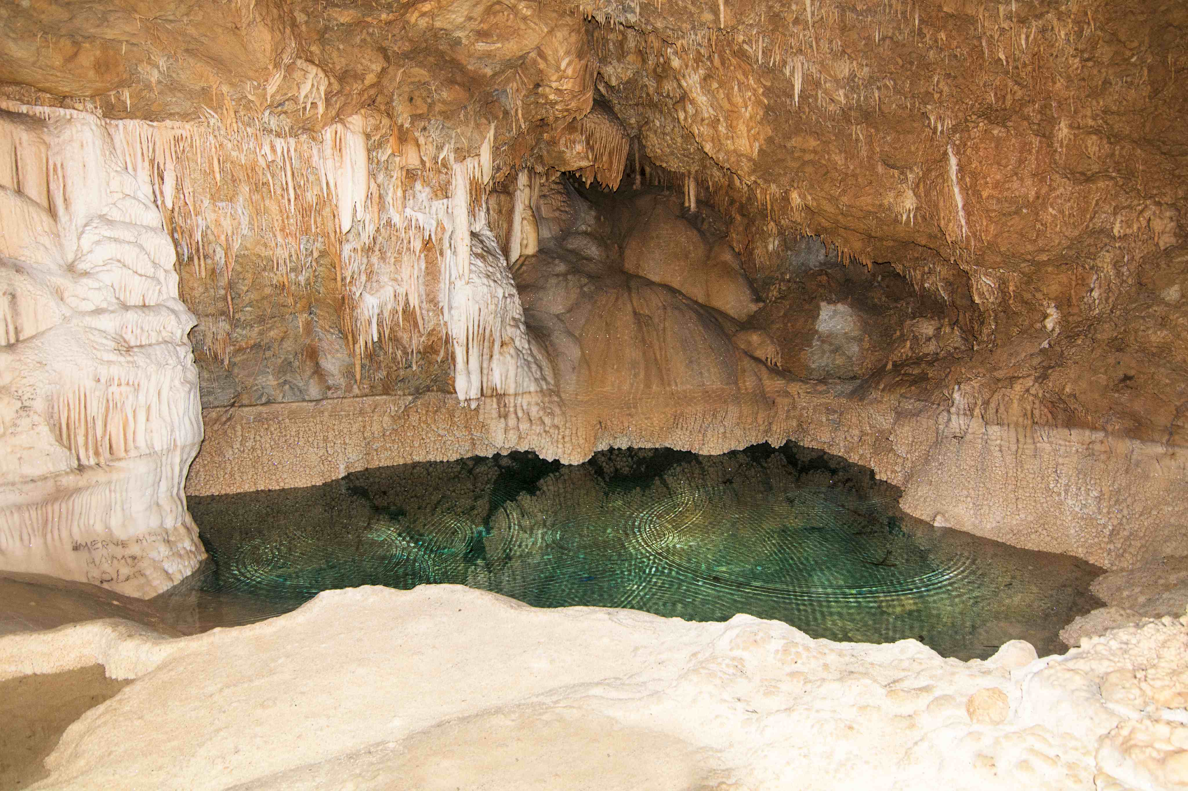 Gümüşkaya Mağarası