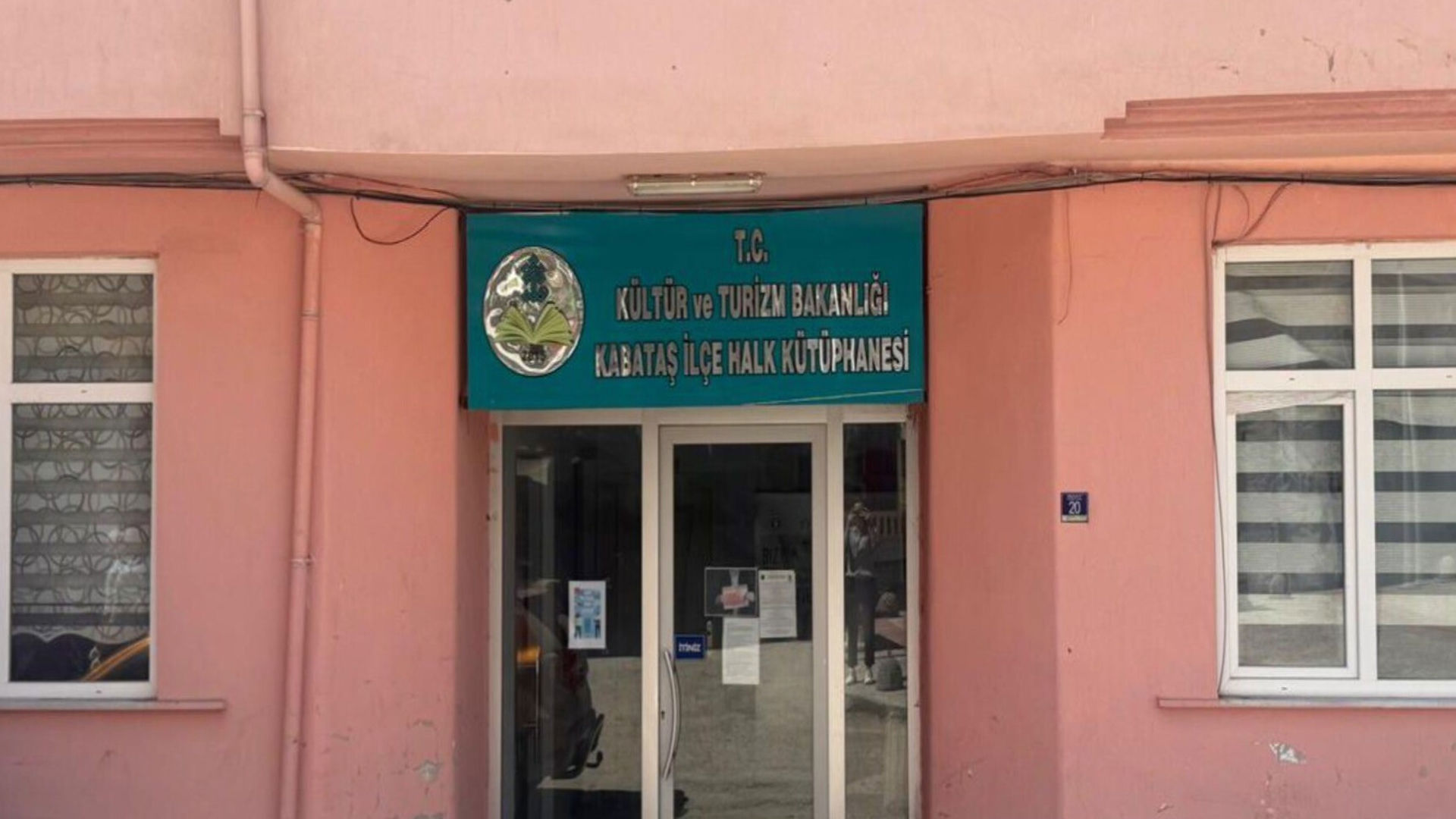 Kabataş Halk Kütüphanesi