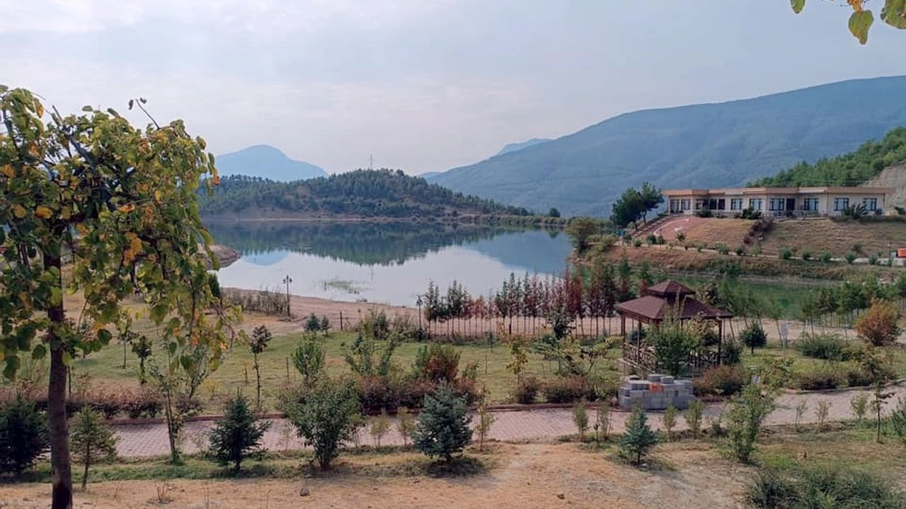 Durağan İkiz Göletler