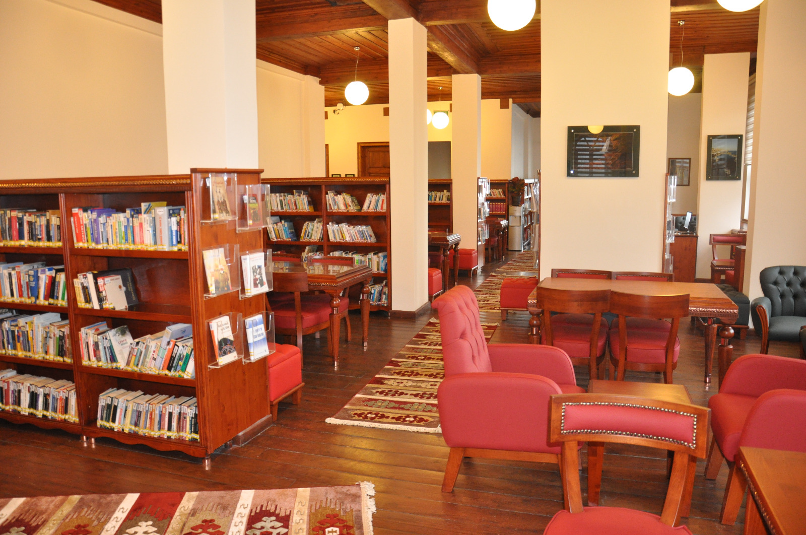 Sinop Dr. Rıza Nur İl Halk Kütüphanesi