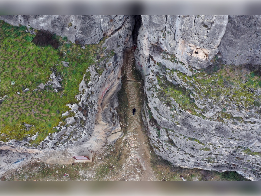 Ardanuç Cehennem Deresi Kanyonu