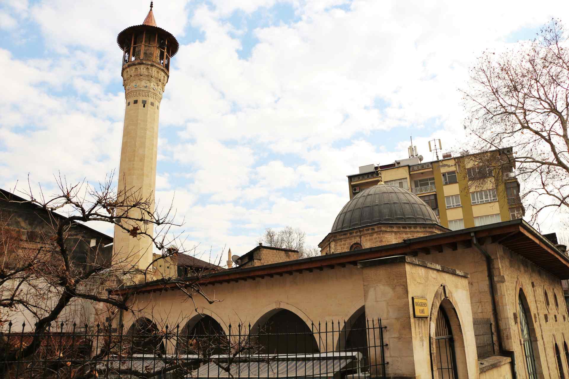 Boğazkesen Camii