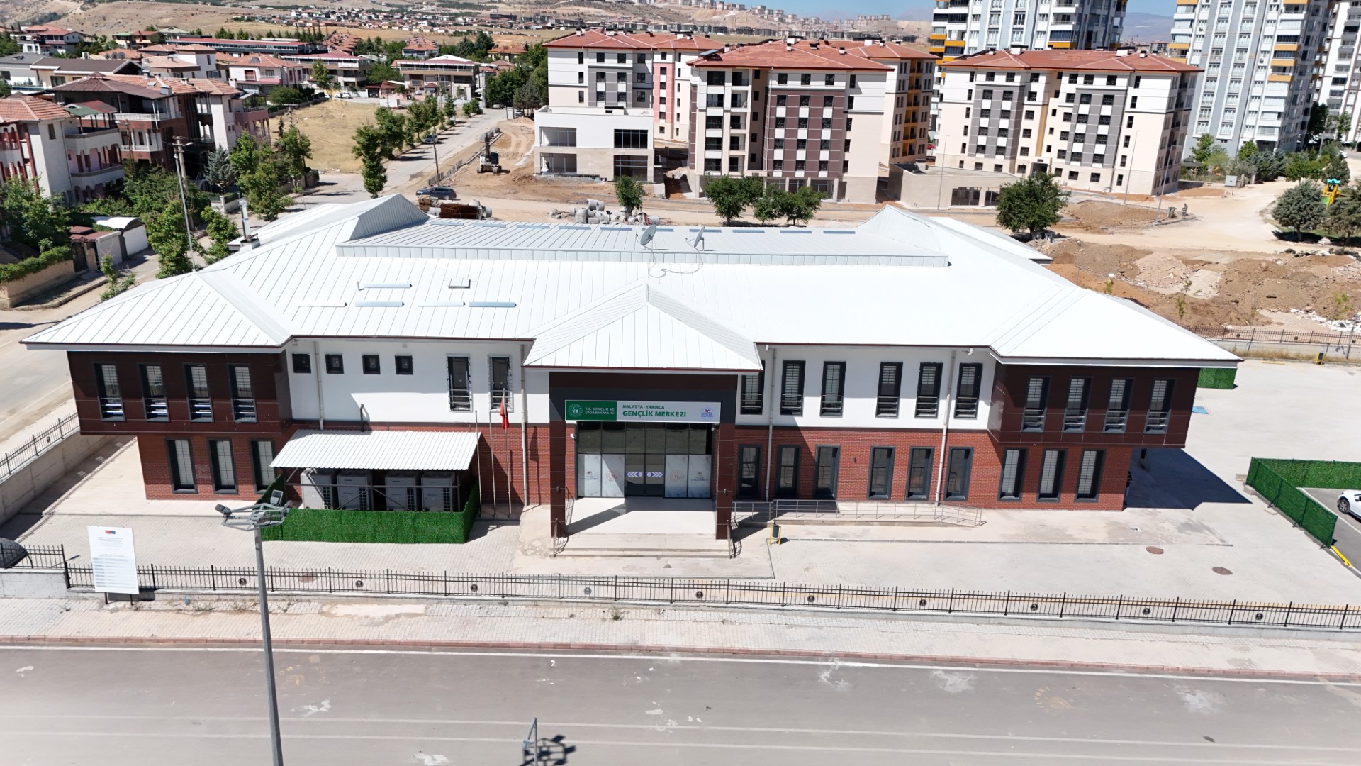 Yakınca Gençlik Merkezi