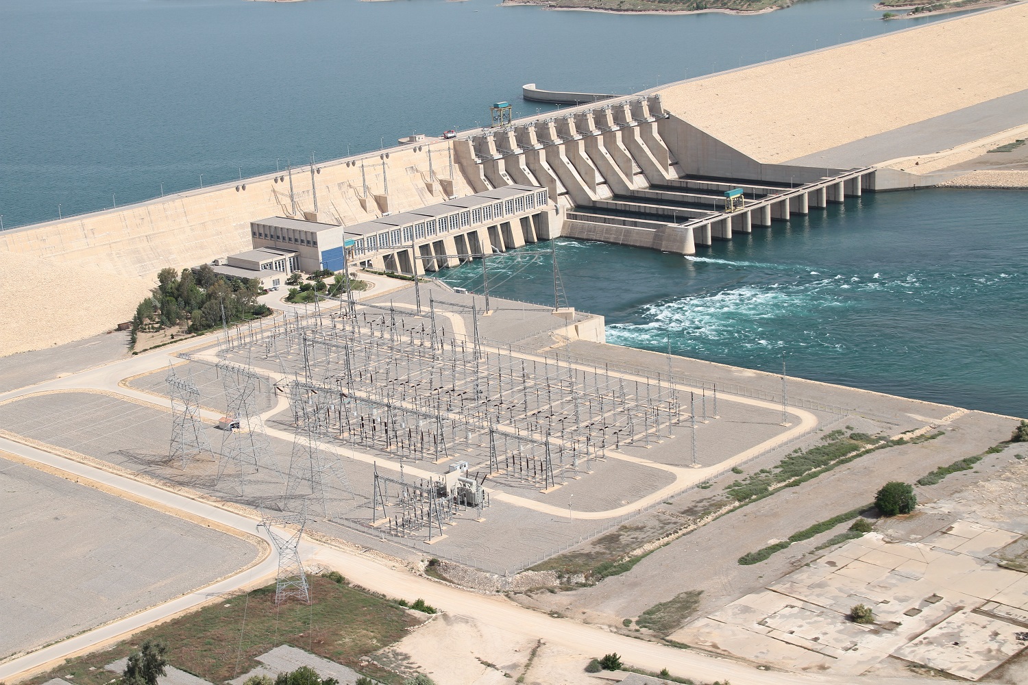 Birecik Barajı ve Hidroelekrtik Santrali