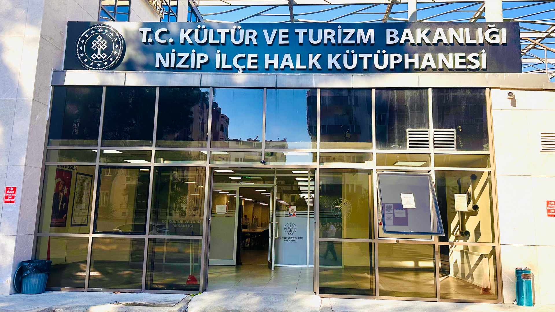 Nizip İlçe Halk Kütüphanesi