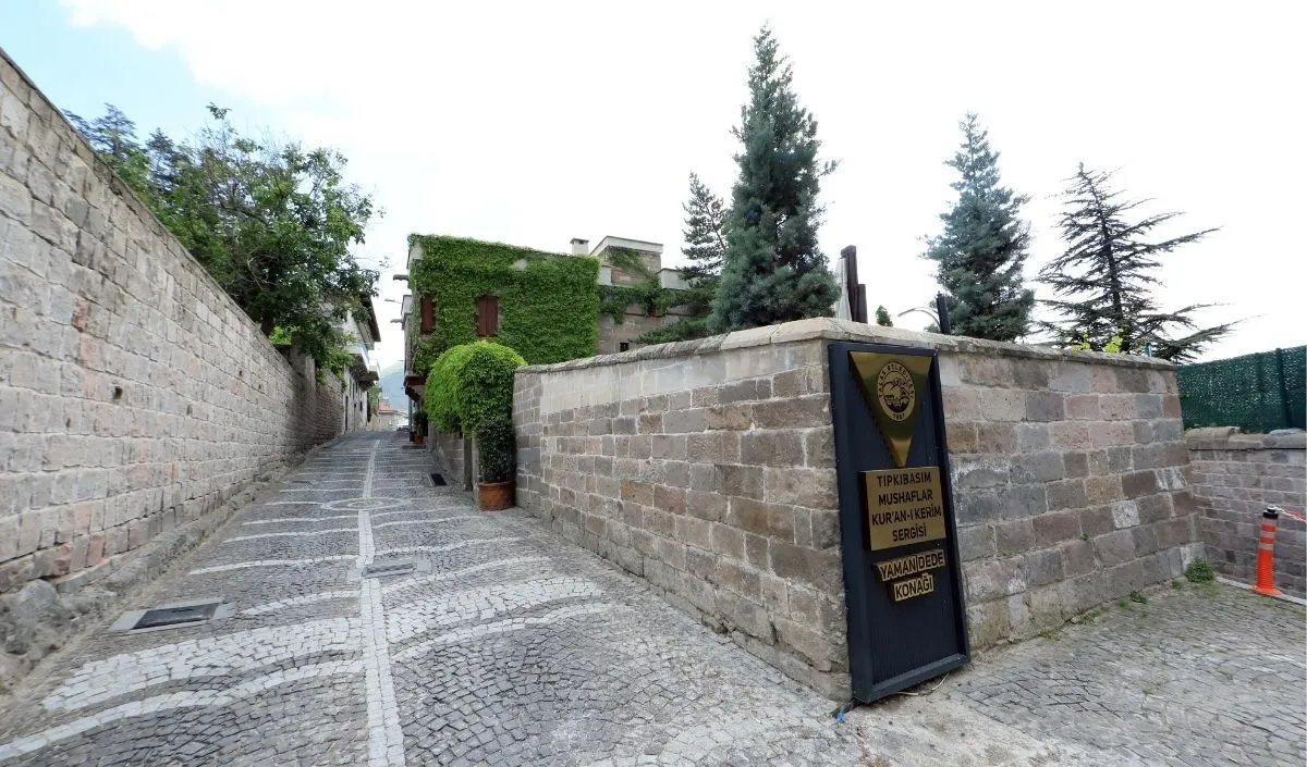 Yaman Dede Kültür ve Sanat Evi