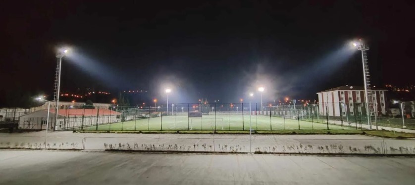 Tokat Uzunburun Çim Saha