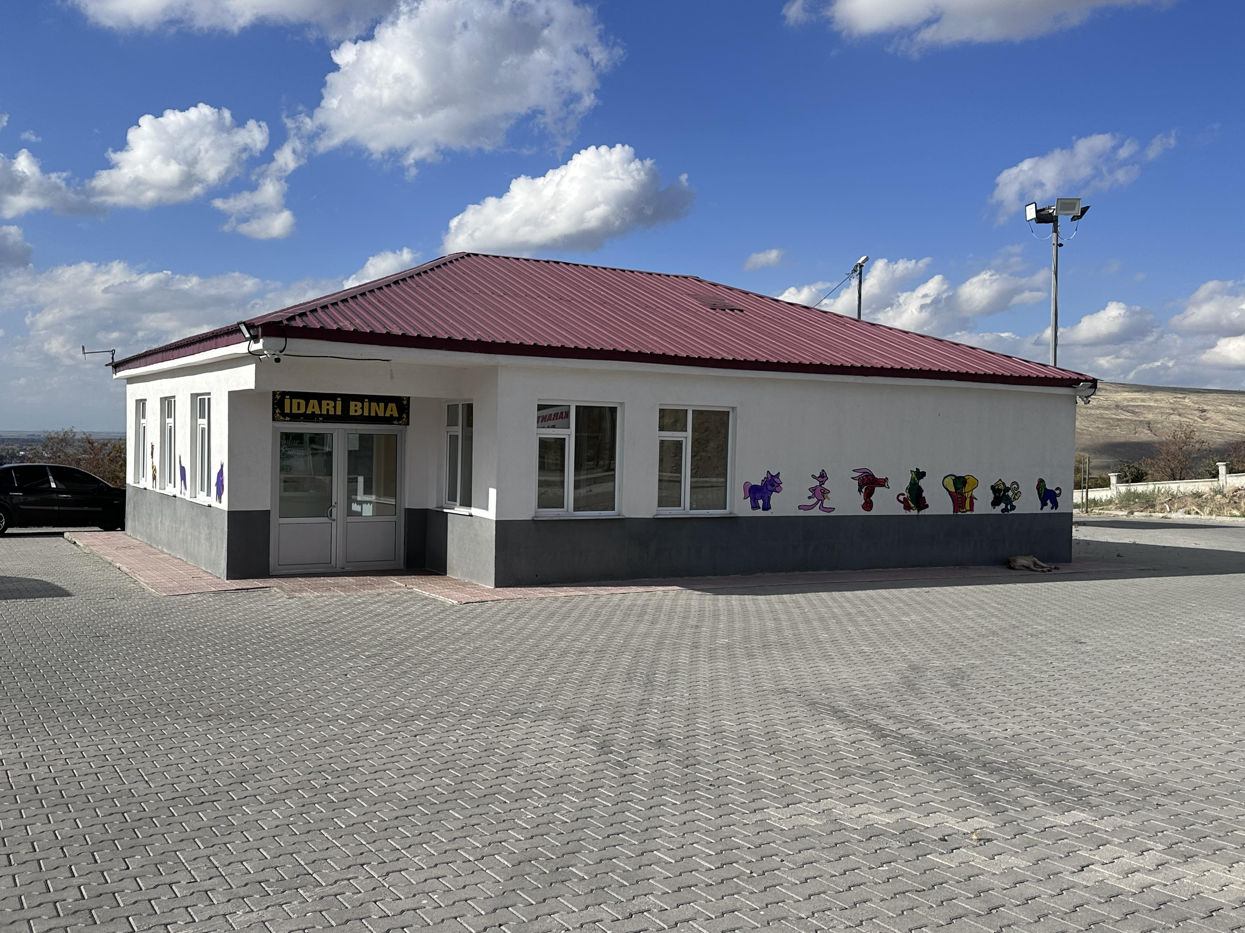 Hayvan Bakım ve Rehabilitasyon Merkezi