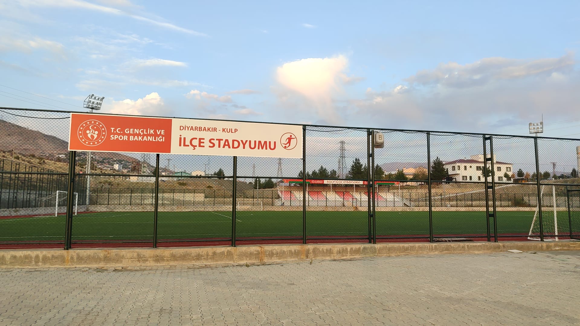 Kulp Gençlik ve Spor Müdürlüğü İlçe Stadyumu