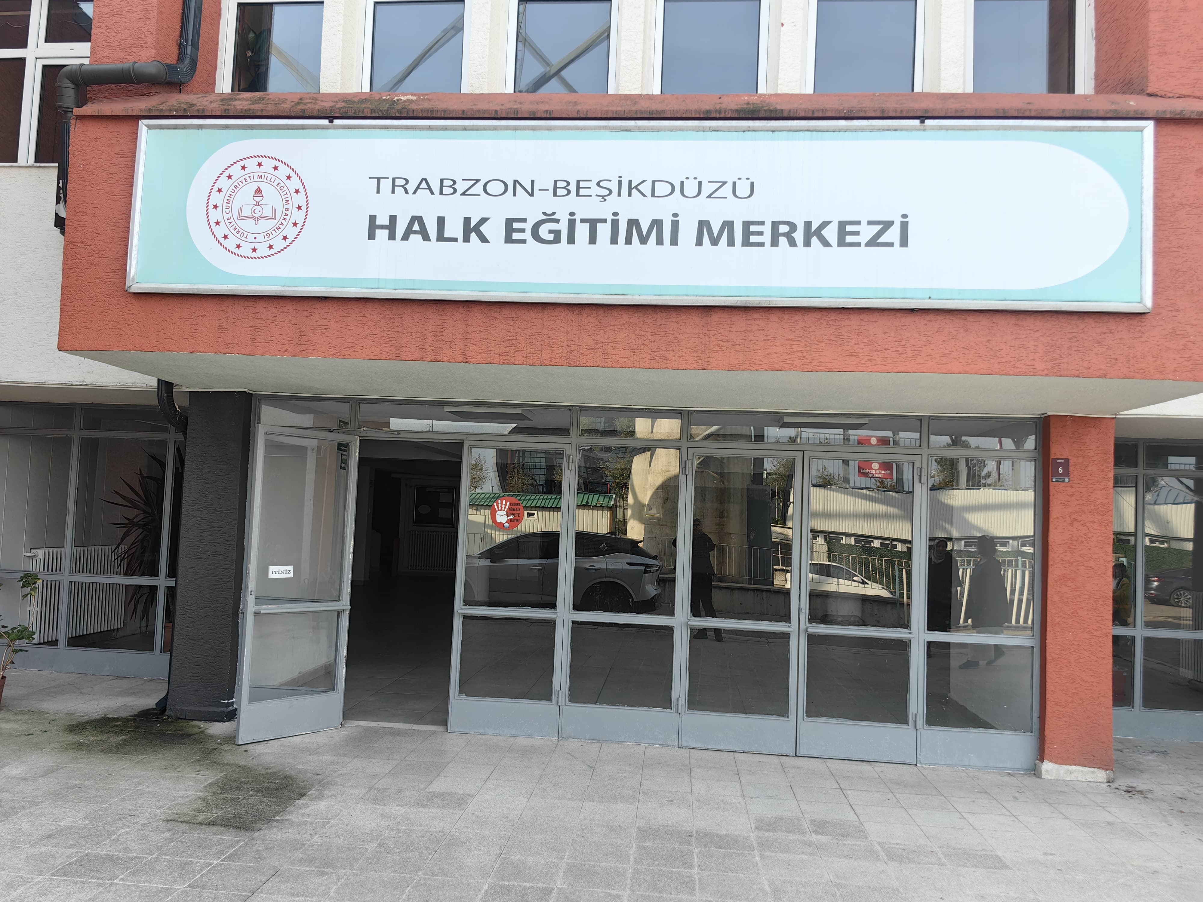 Beşikdüzü Halk Eğitim Merkezi