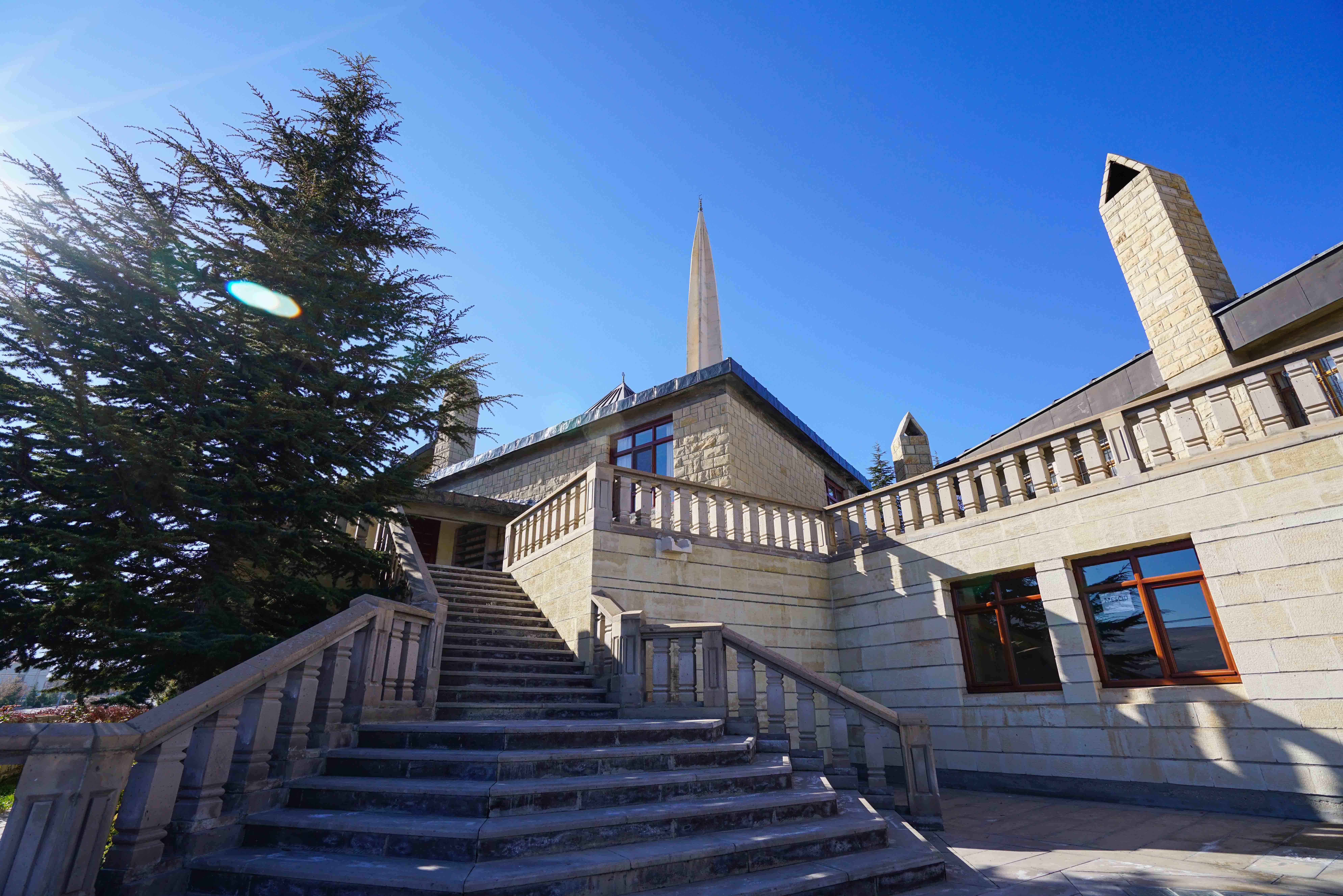 Darende Abdurrahman Erzincanî Camii ve Türbesi