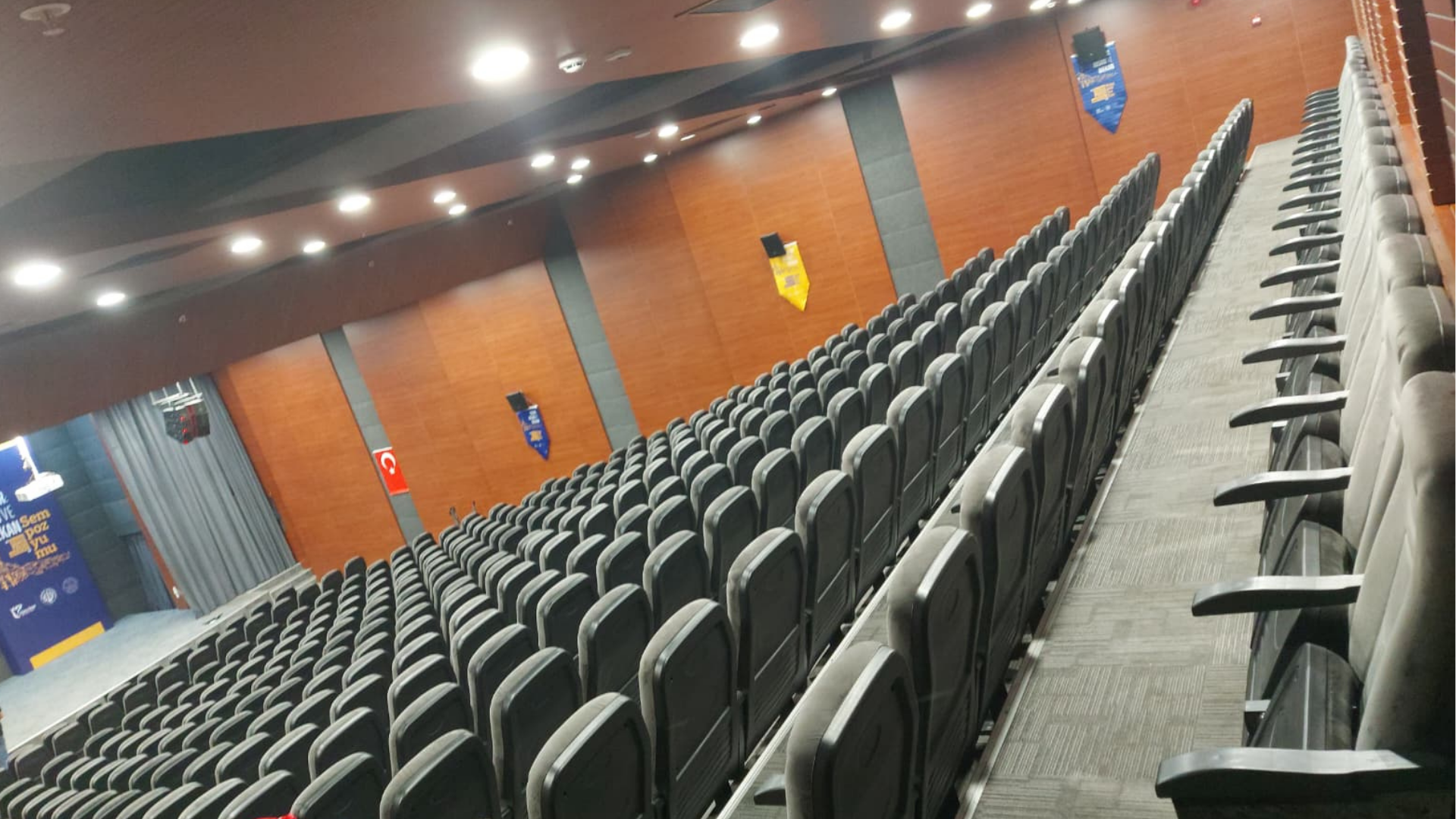 Güngören Gösteri Merkezi