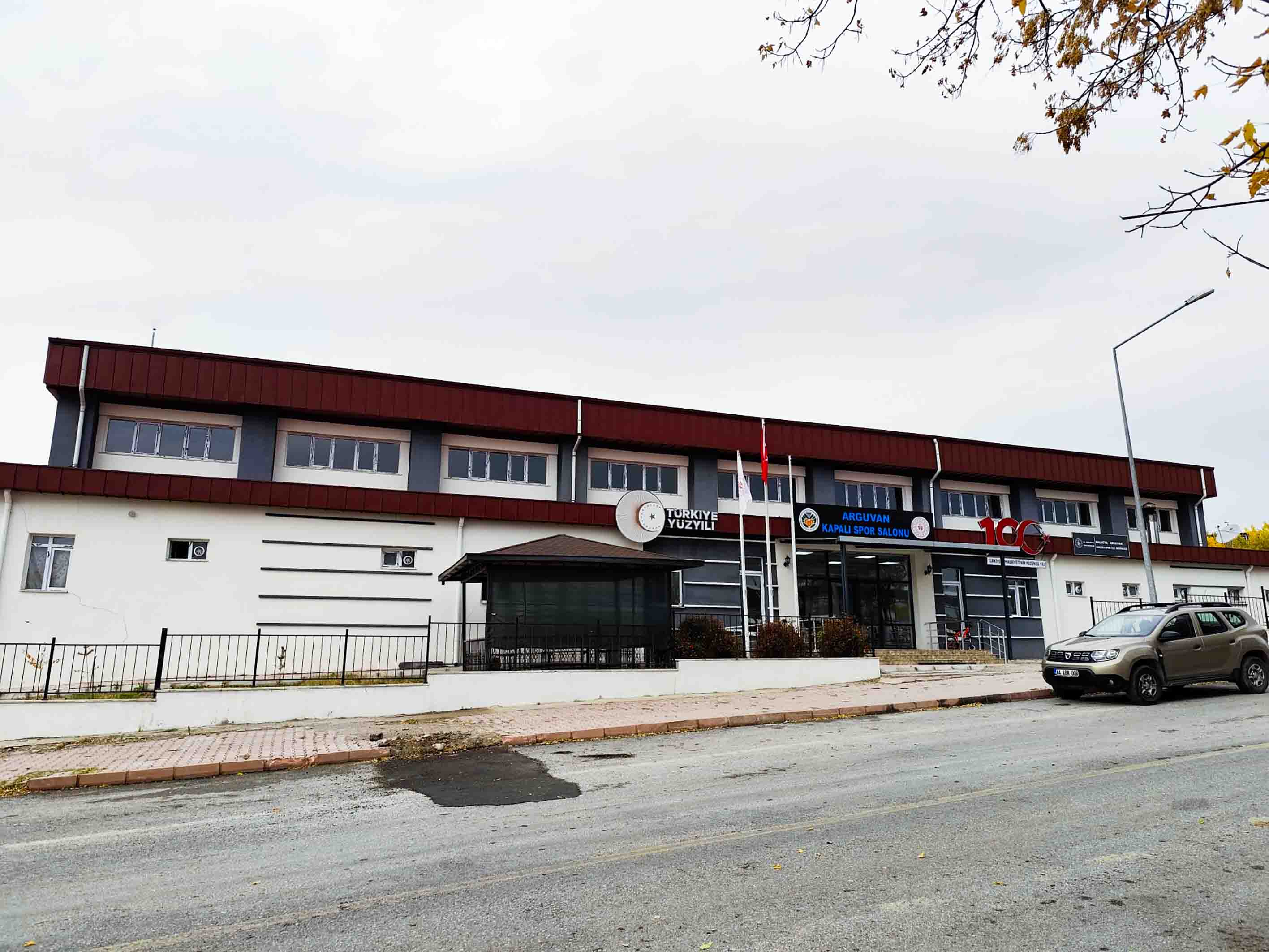 Arguvan  Kapalı Spor Salonu