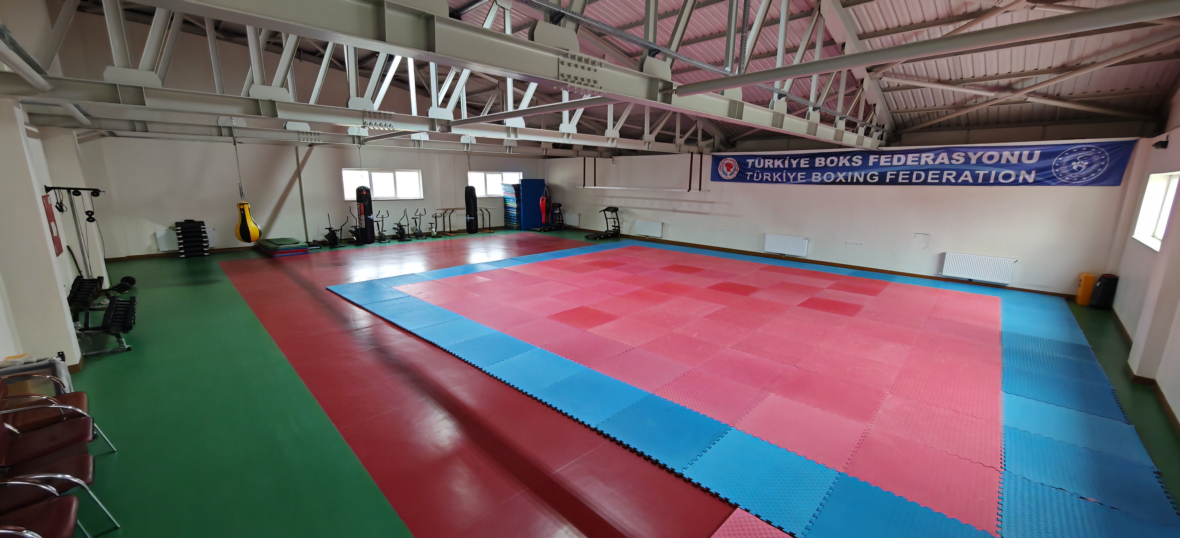 Gençlik ve Spor Müdürlüğü Hekimhan Kapalı Spor Salonu