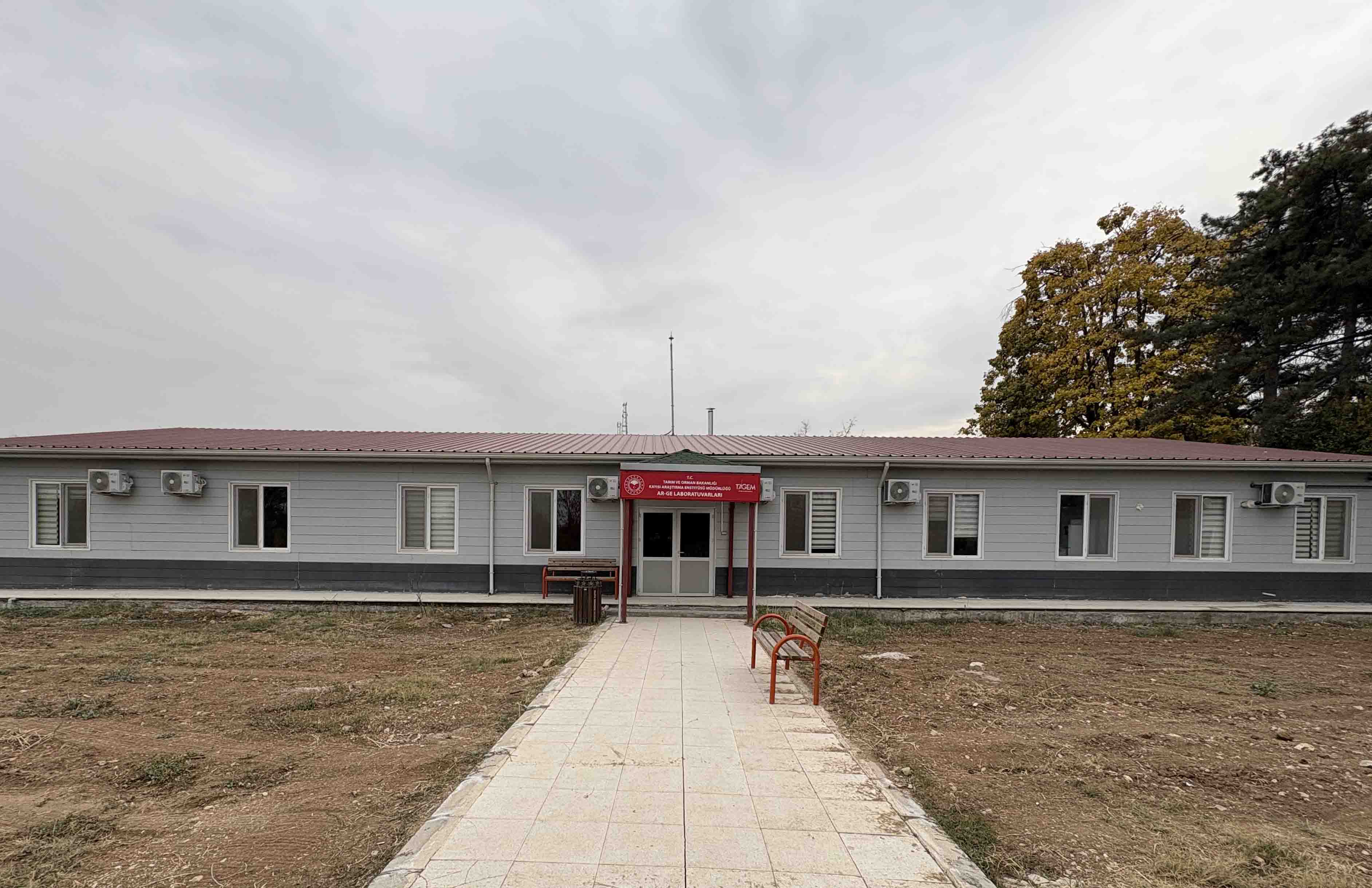 Kayısı Araştırma Enstitüsü Gıda Analiz Laboratuvarı