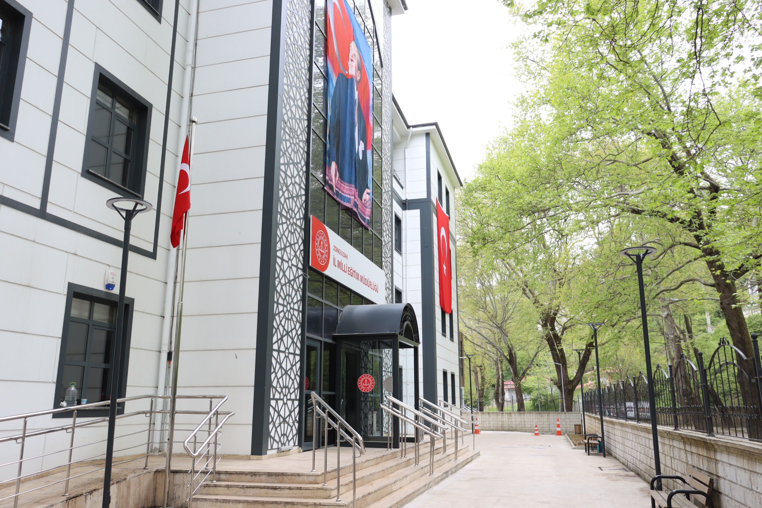 Zonguldak İl Milli Eğitim Müdürlüğü