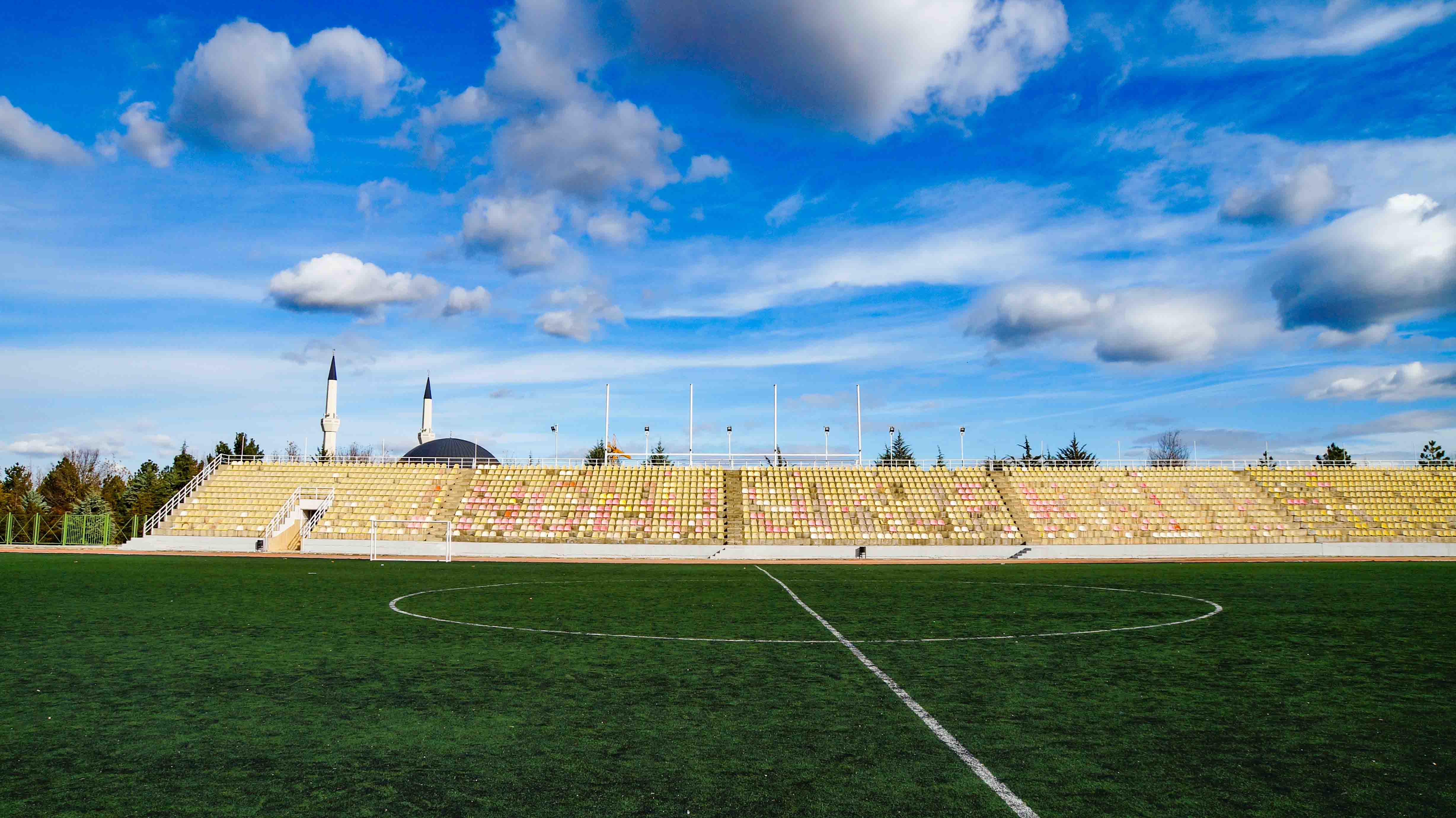 İnönü Üniversitesi Sentetik Futbol Sahası
